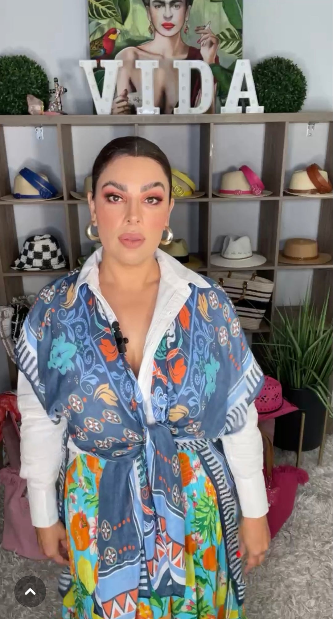 Blusa Azul Marino Estampado Barroco con Rayas (#114)