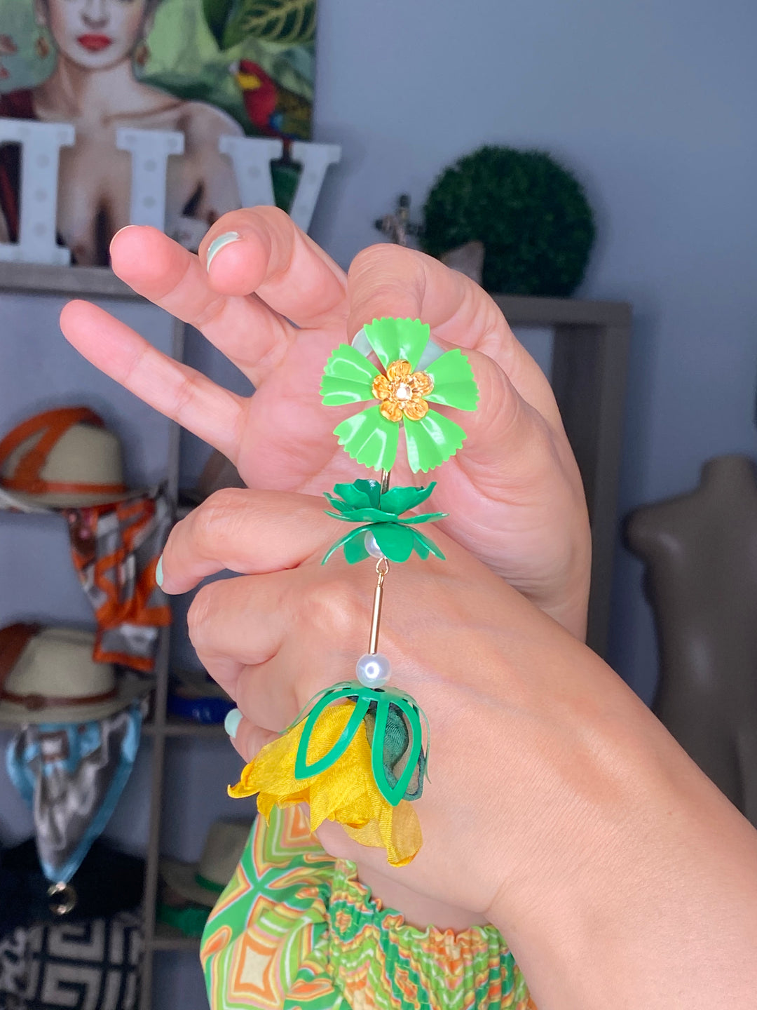 Arete Verde y Mostaza Flores XL Lux (#115)