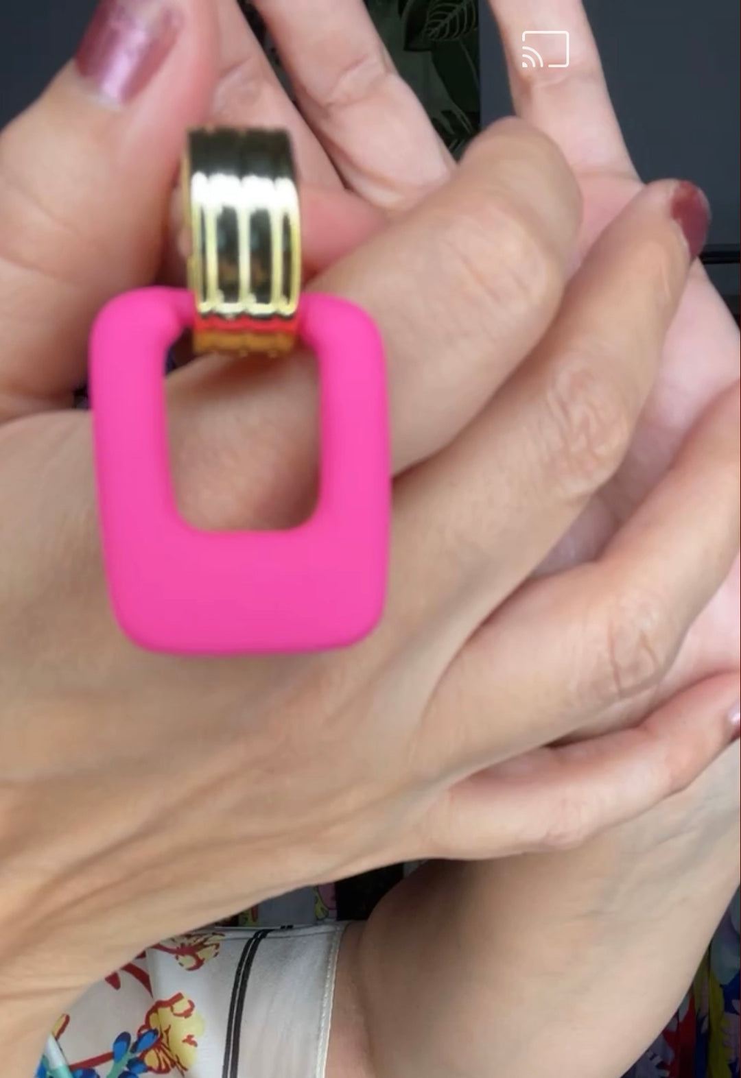 Arete Rosa y Dorado Cuadro 80's (#198)