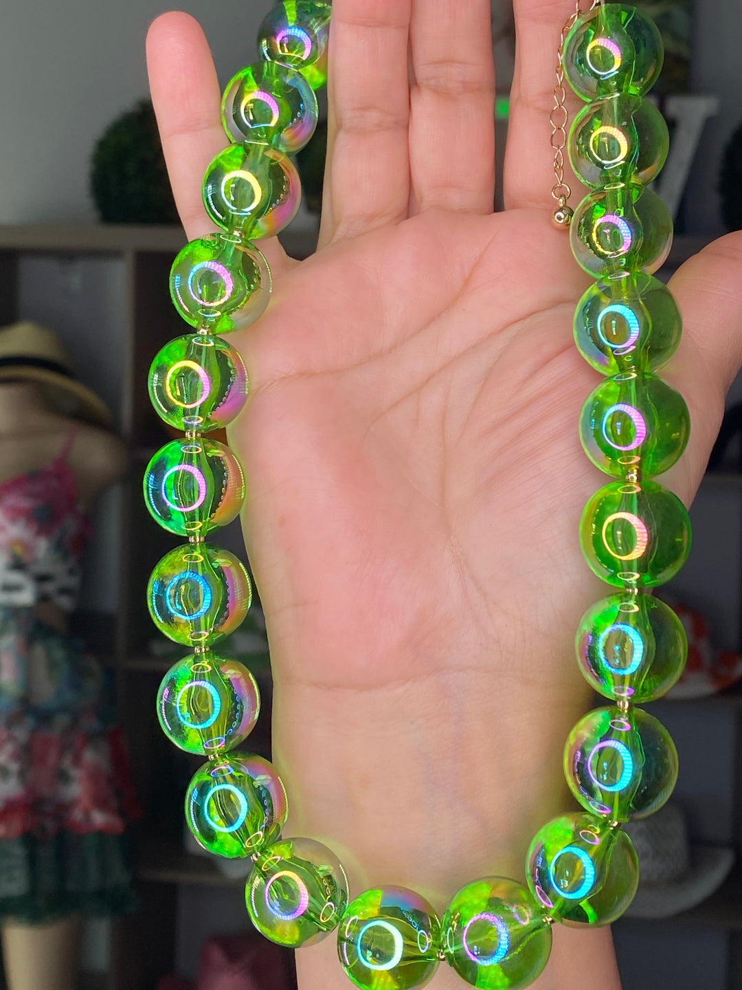 Collar Verde Tornasol Bolas (#194)