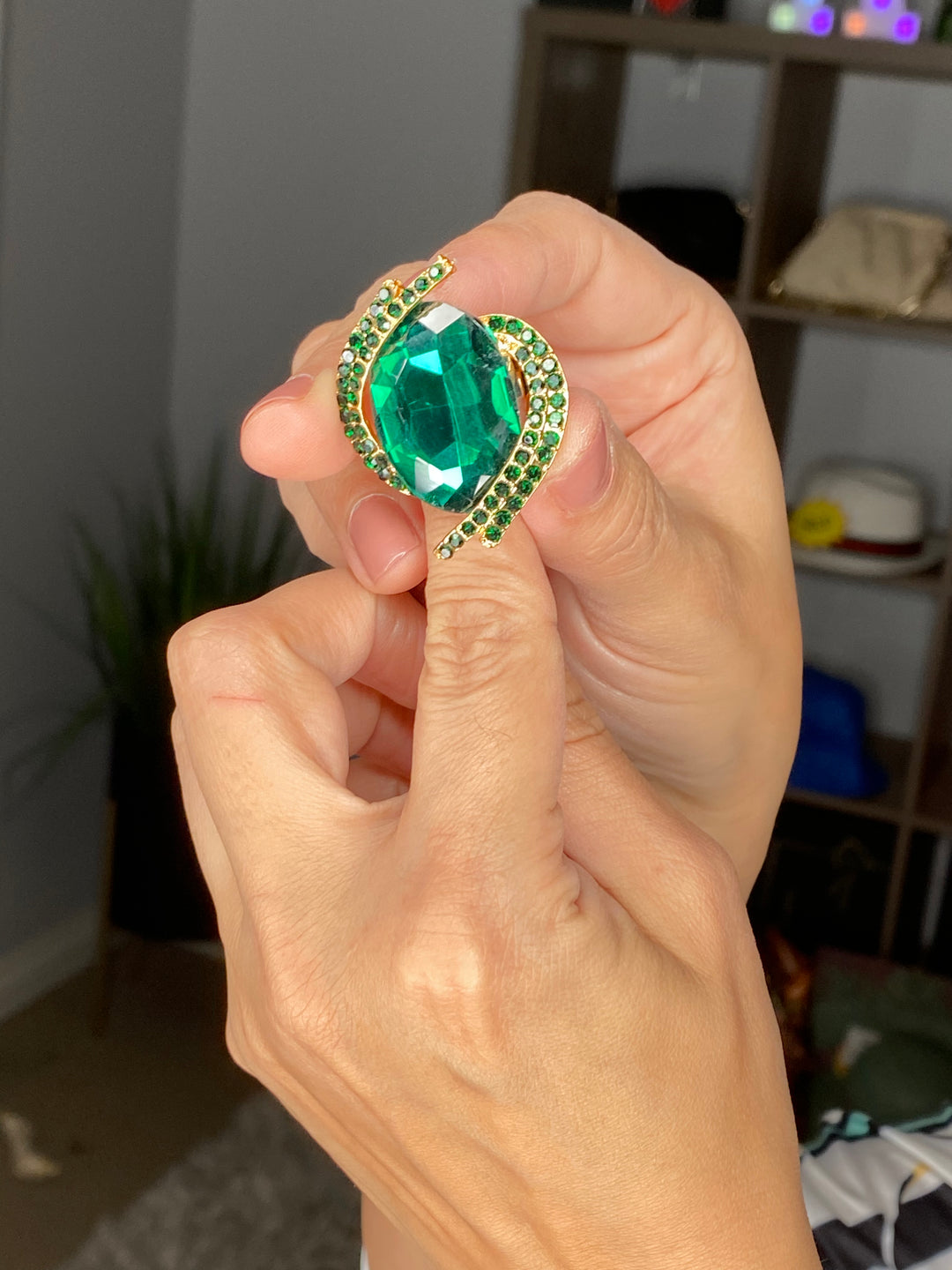 Anillo Verde Esmeralda Gota (#205)