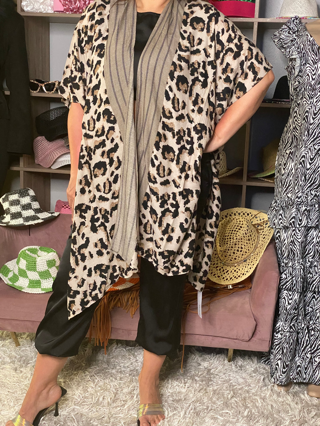 Blusa Negro y Mocha Leopardo (#142)