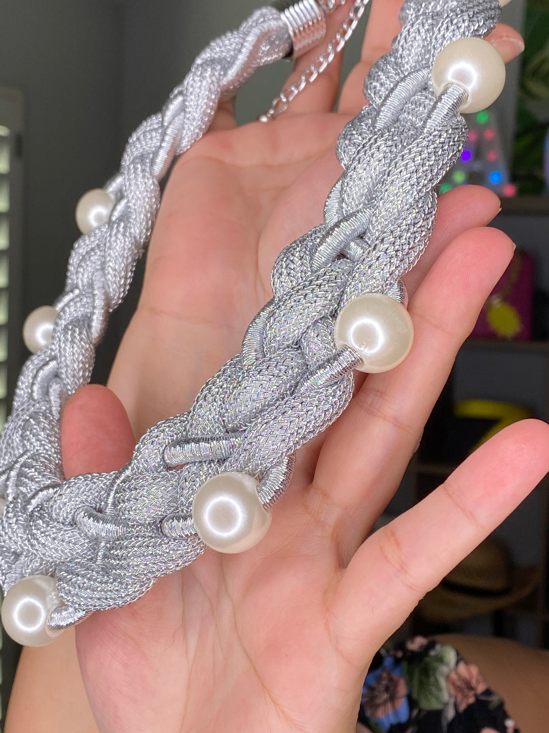 Collar Plateado Trenzado con Perlas (#106)