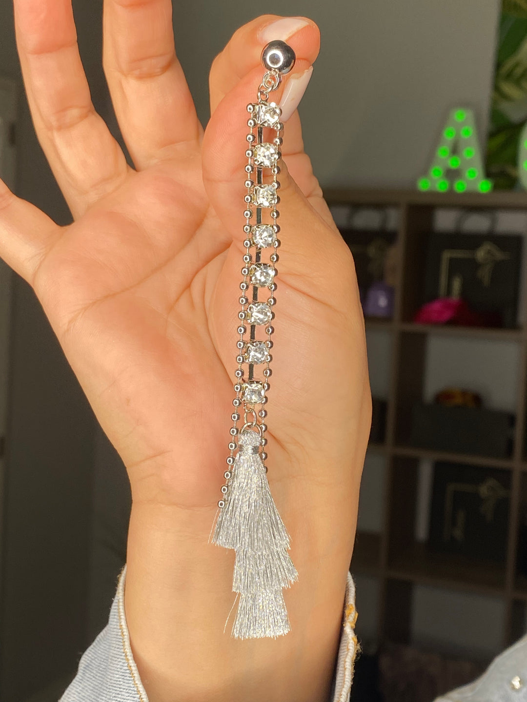 Arete Plateado Largo Tassel (#111)