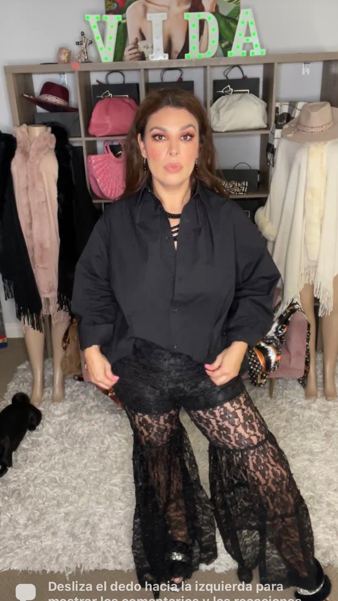 Pantalon Negro Encaje y Perlas Remachadas (#201)