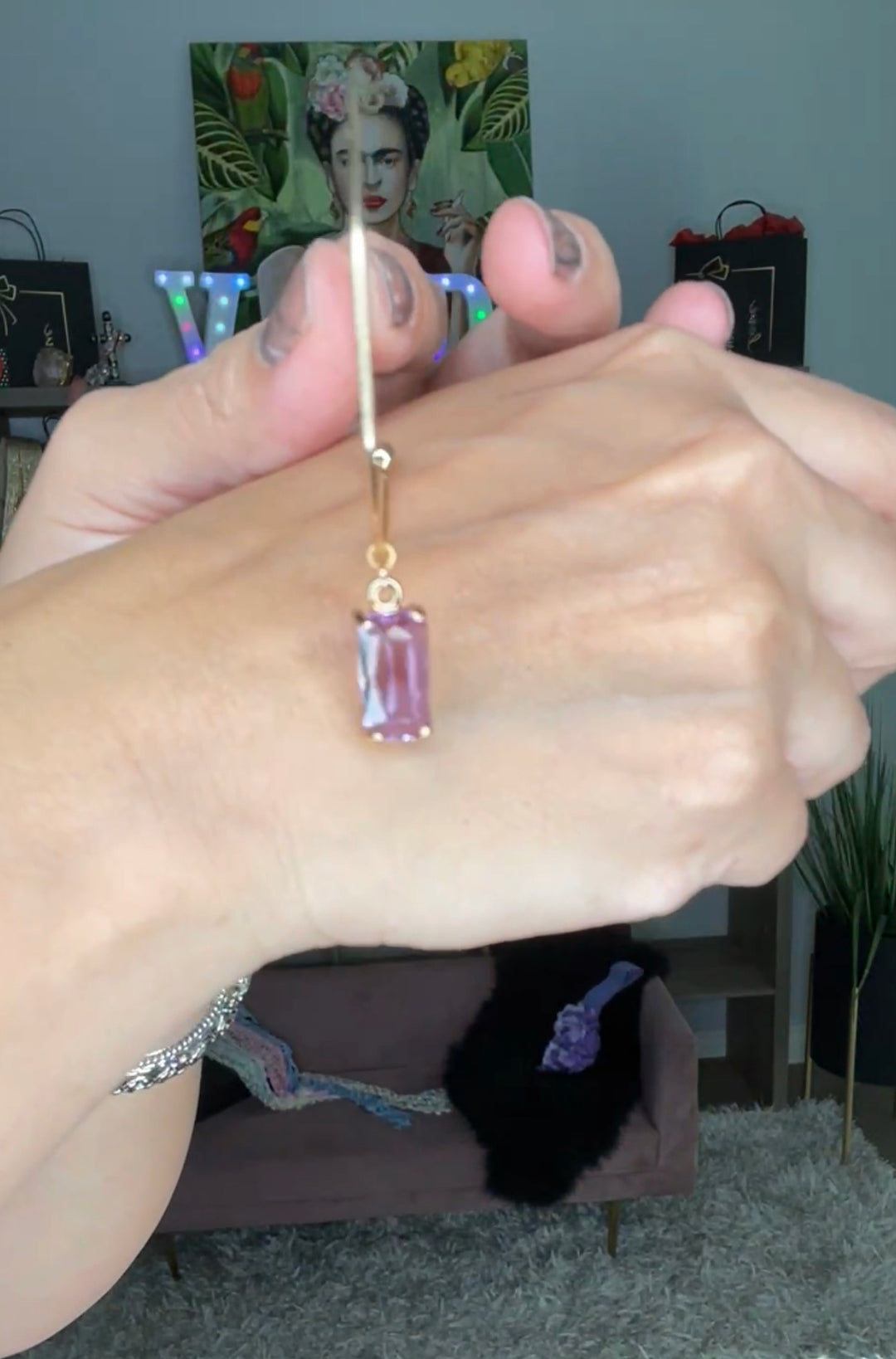 Arete Dorado Piedra Lavanda