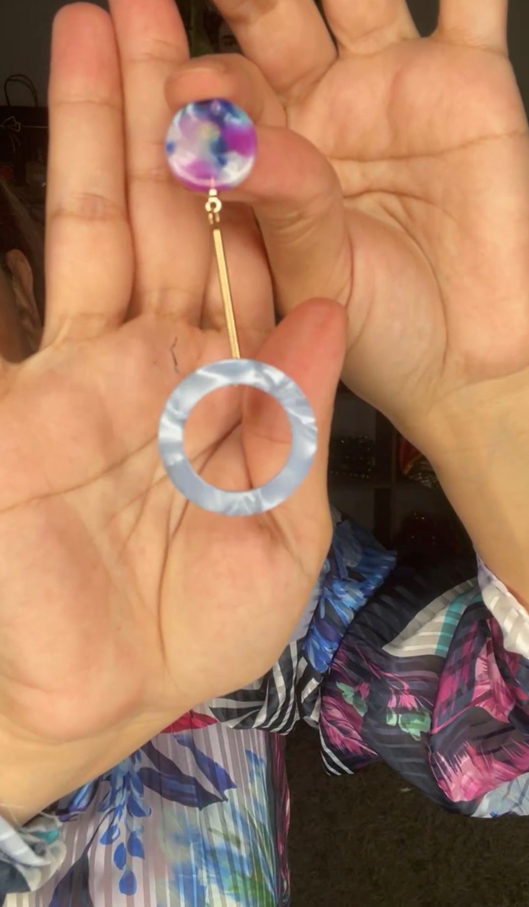 Arete Azul Cielo Estilo Carey (#114)