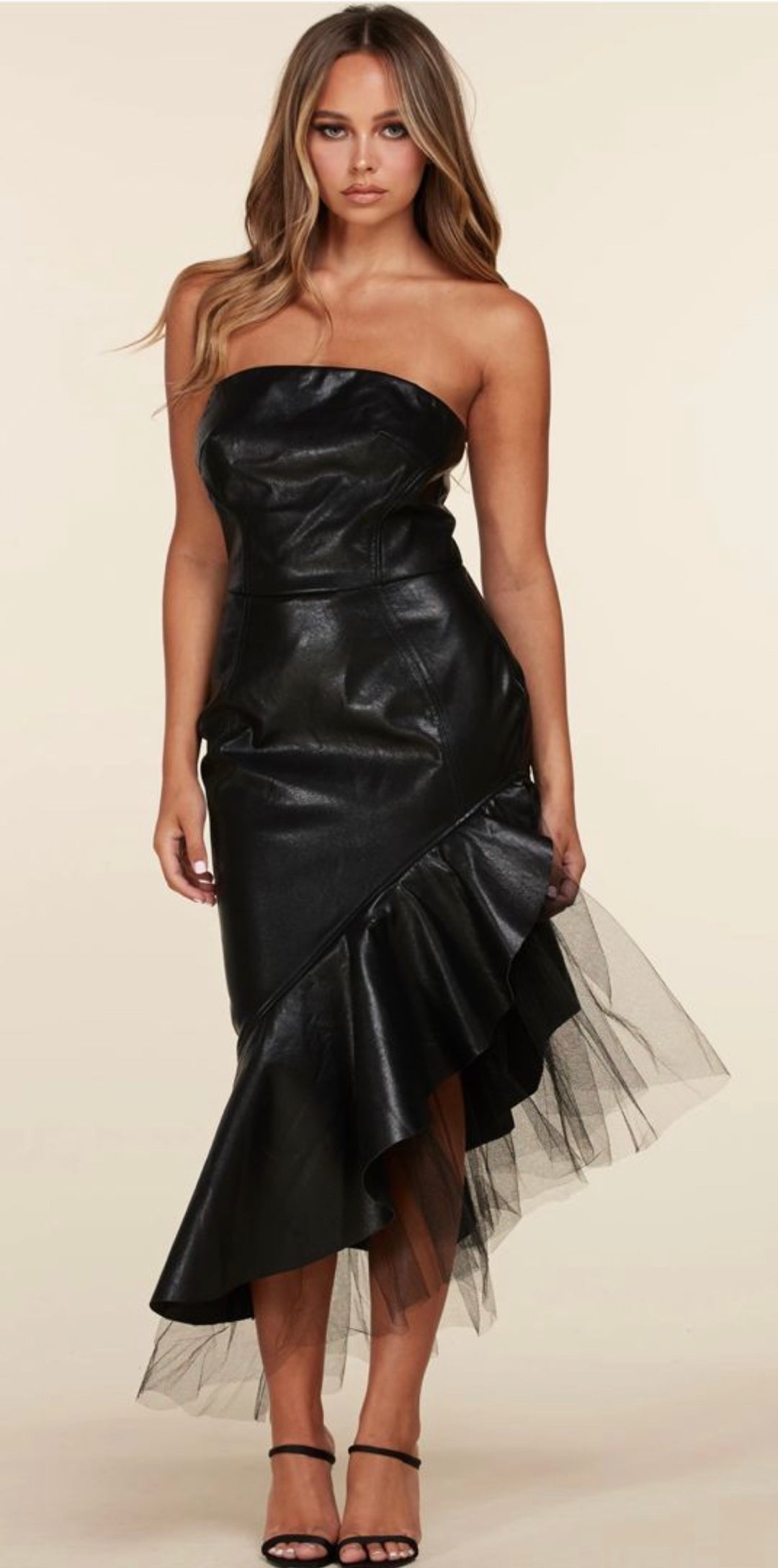 Vestido Latiste Negro Vegan Leather Sirena y Tulle