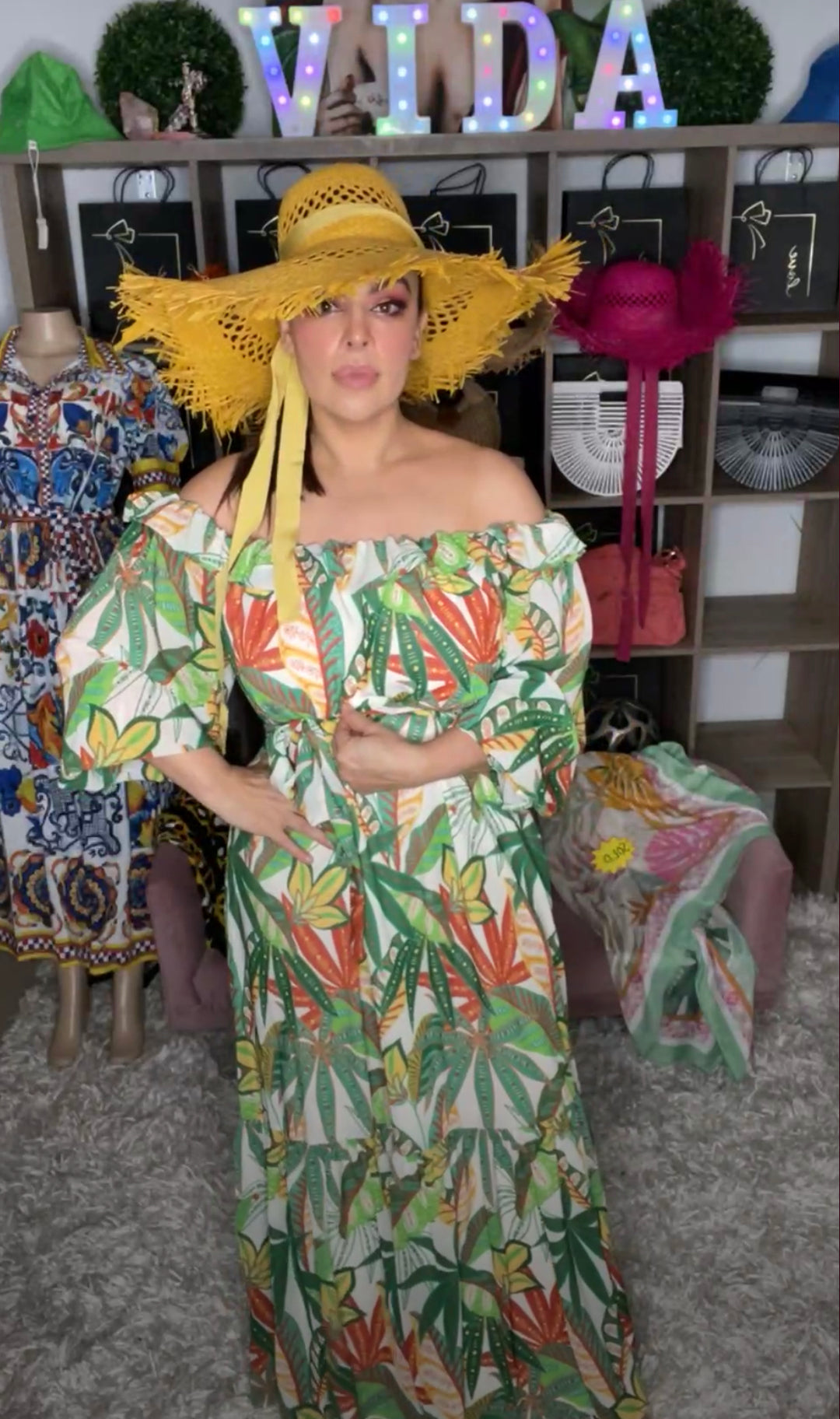 Vestido beige con verde y naranja estampado tropical maxi off cintura stretch