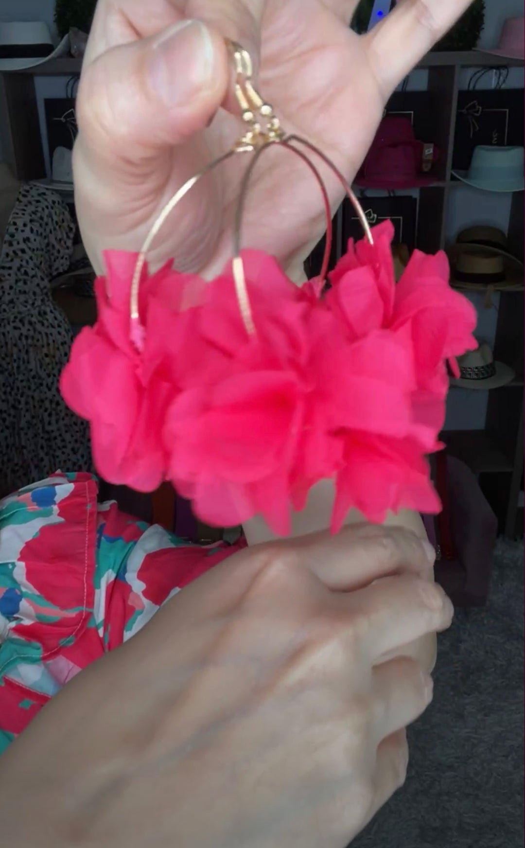 Arete Rosa Fuschia Chifon con Dorado