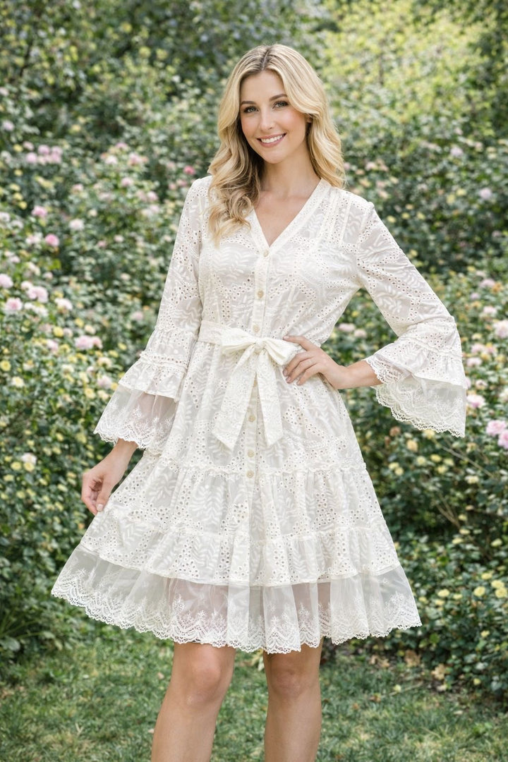 Vestido Blanco Eyelet Encaje Bordado con Cinto Suelto (#126)
