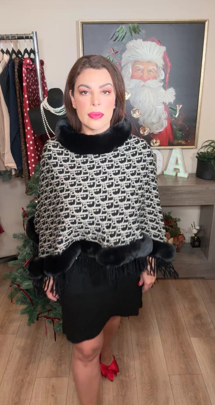 Poncho negro Dio fur (#123)