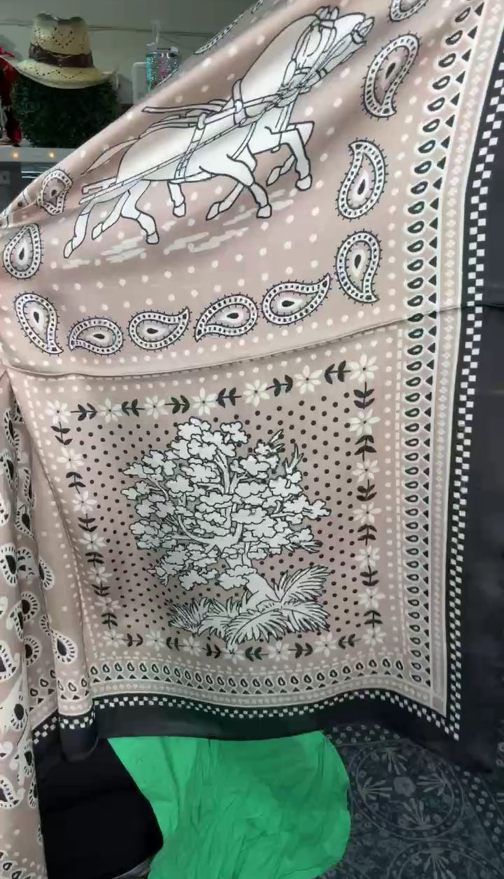 Mascada Taupe y Negro Herm (#215)