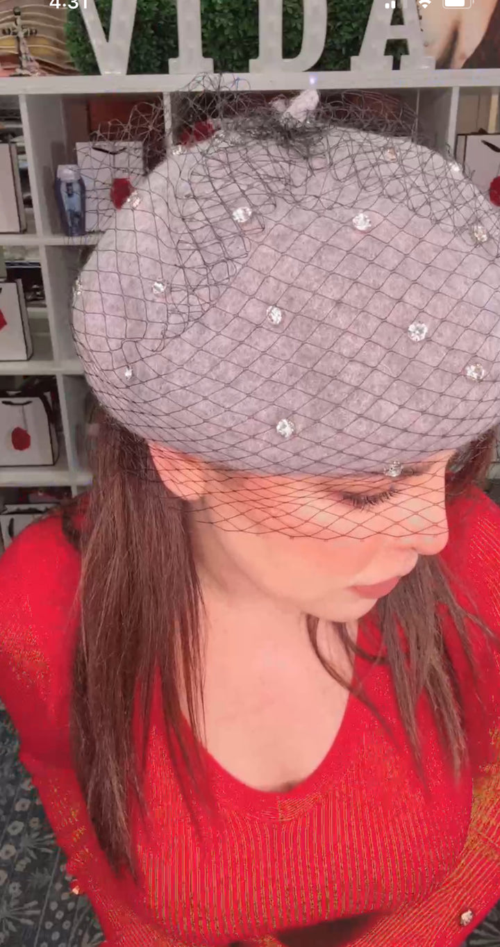 Boina Gris Malla y Pedreria Fancy