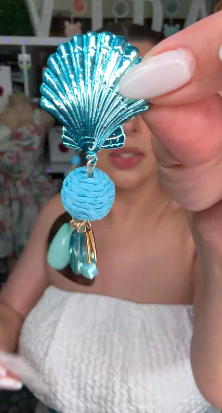 Arete Azul Turqueza Concha y Tassel (#106)
