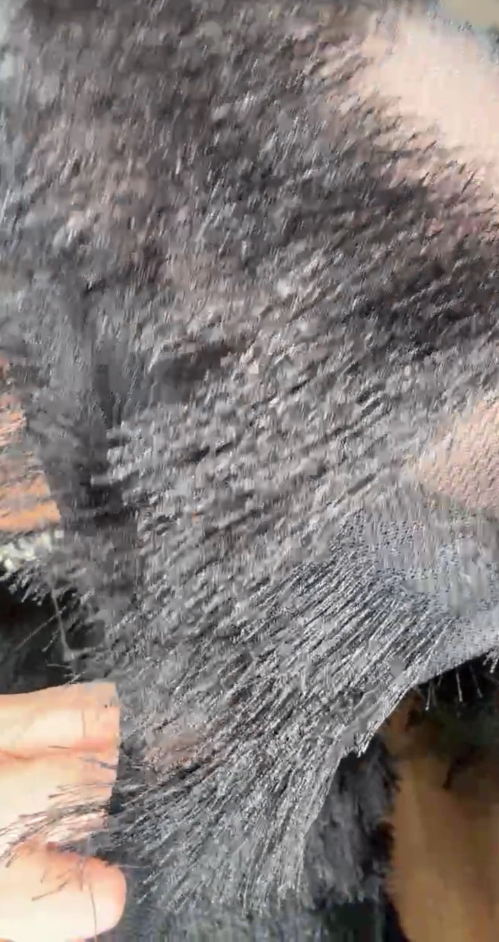 Vestido negro diseños barbas hilo satinado cuello pedrería 70’s (#145)