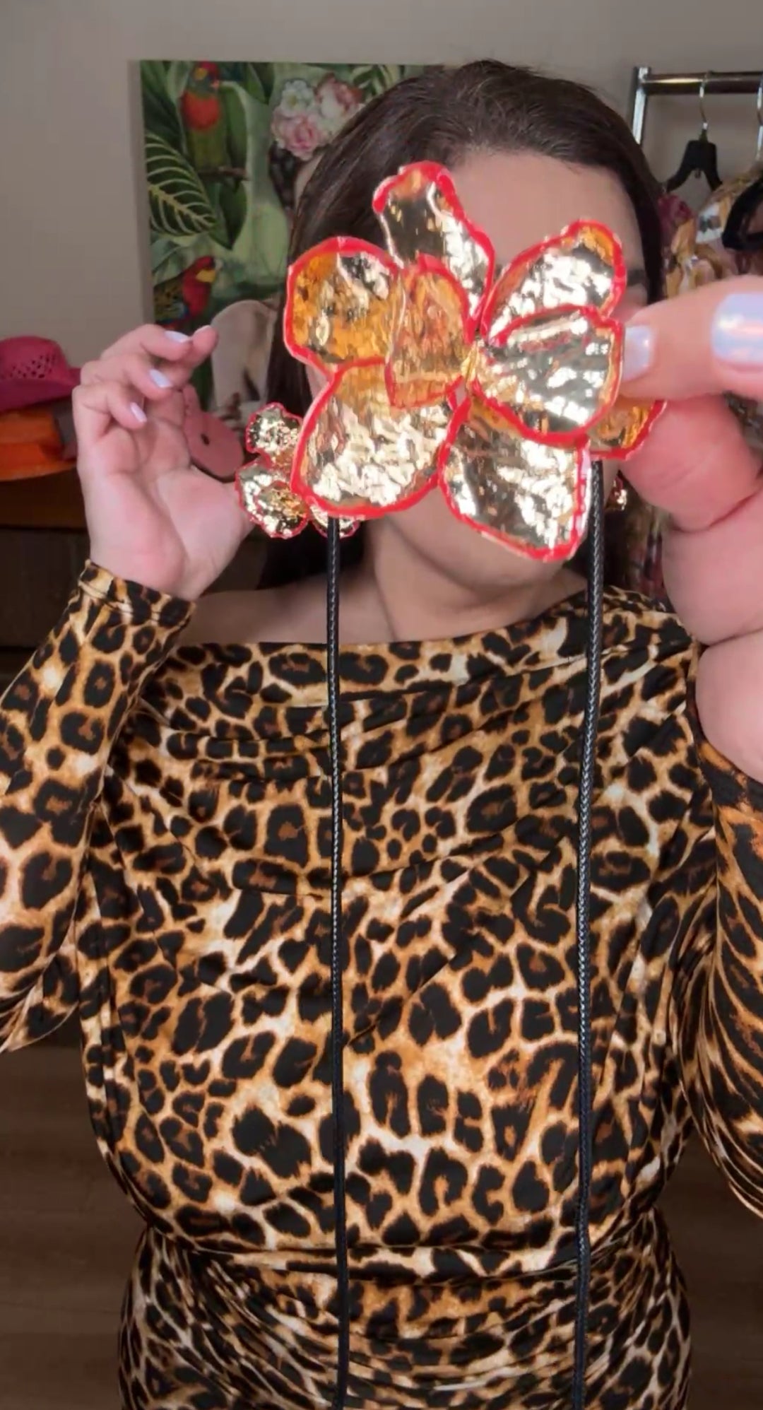 Collar Negro Set Flor Dorada Con Rojo (#107)