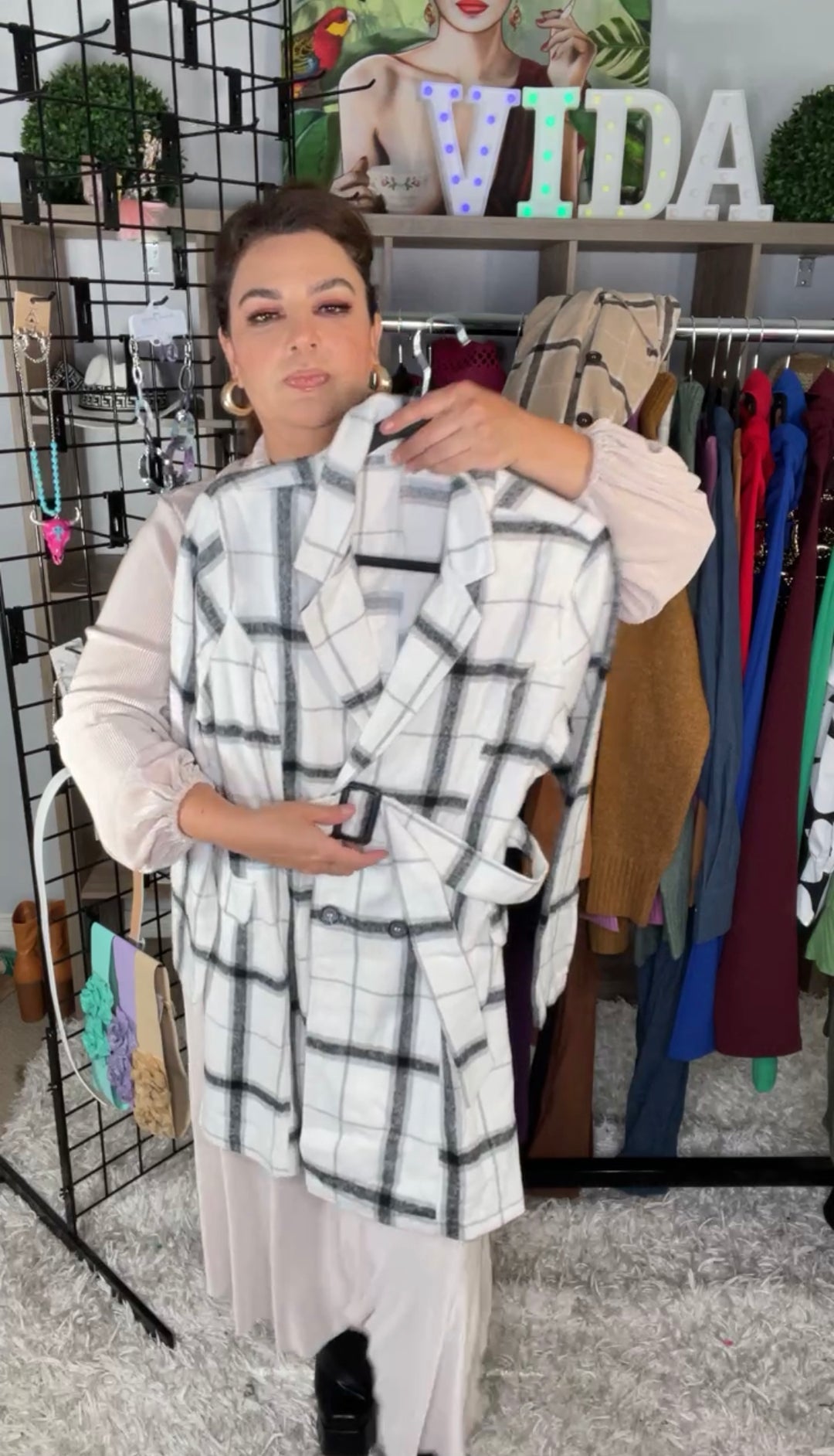 Saco Blanco y Gris Cuadrado con Cinto (#153)