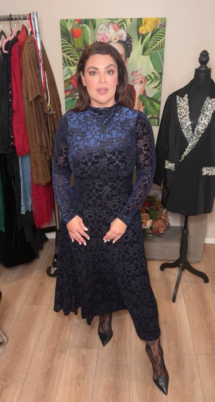 Vestido Azul Marino Velvet Circular (#132)