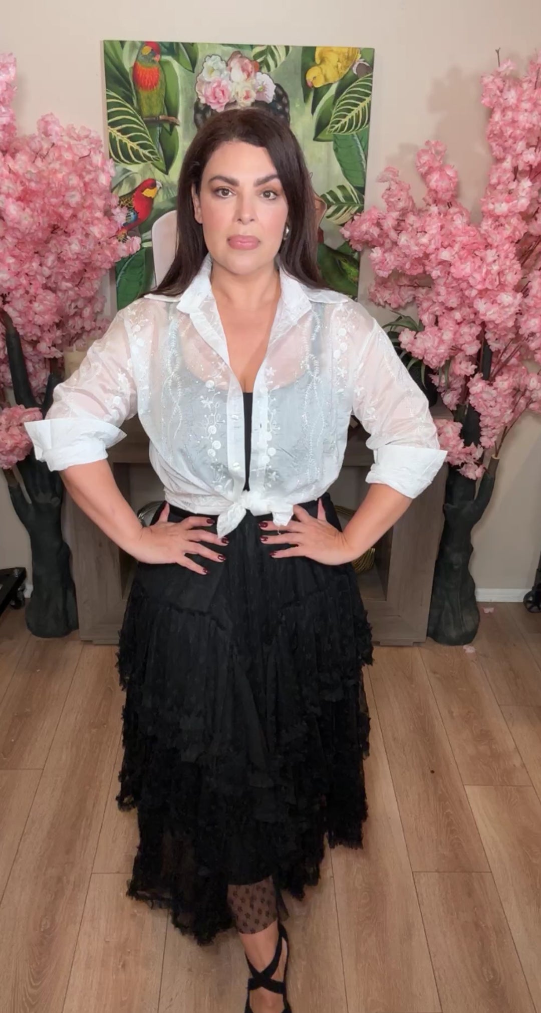 Camisa Blanca AB Cristal y Flores Bordadas Tipo Túnica (#107)