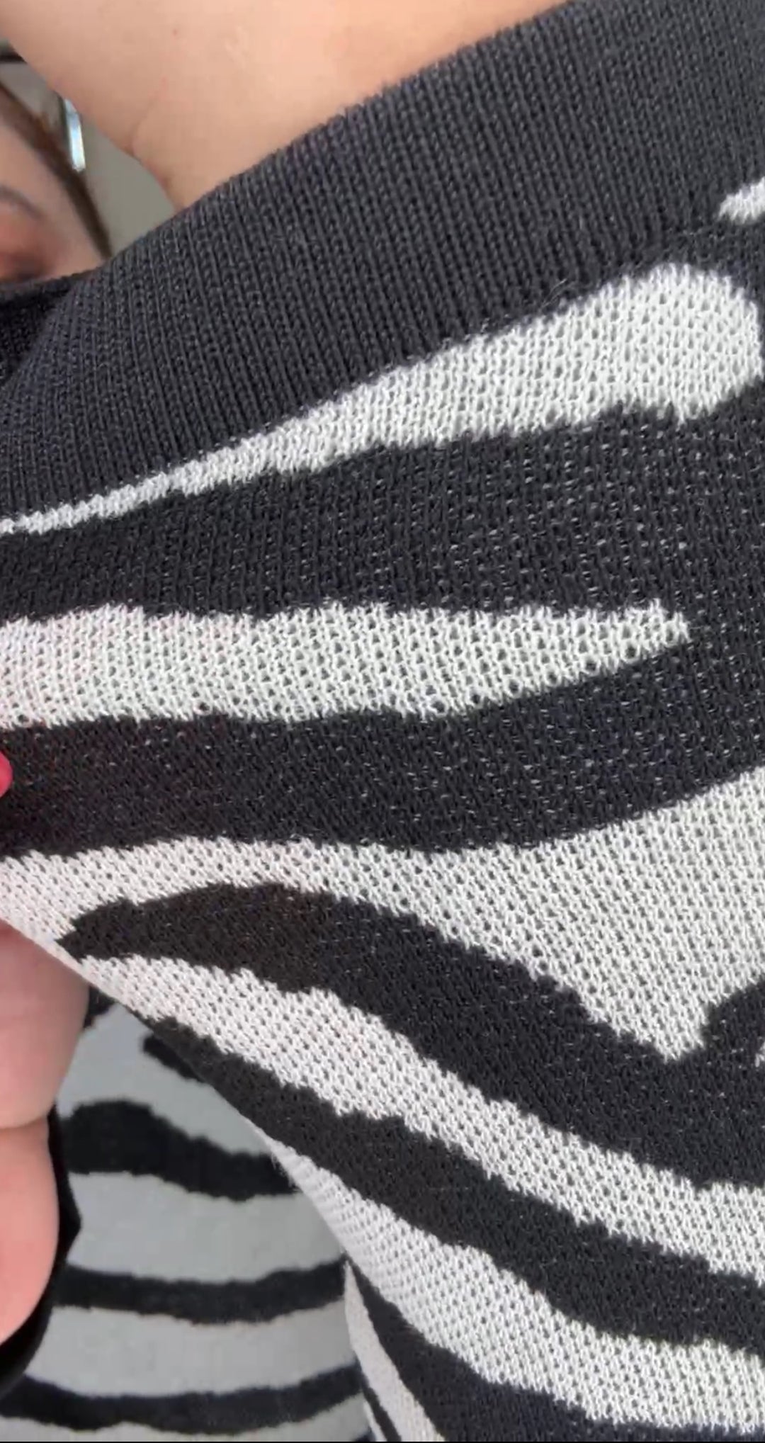 Vestido blanco y negro zebra de punto midi (#123)