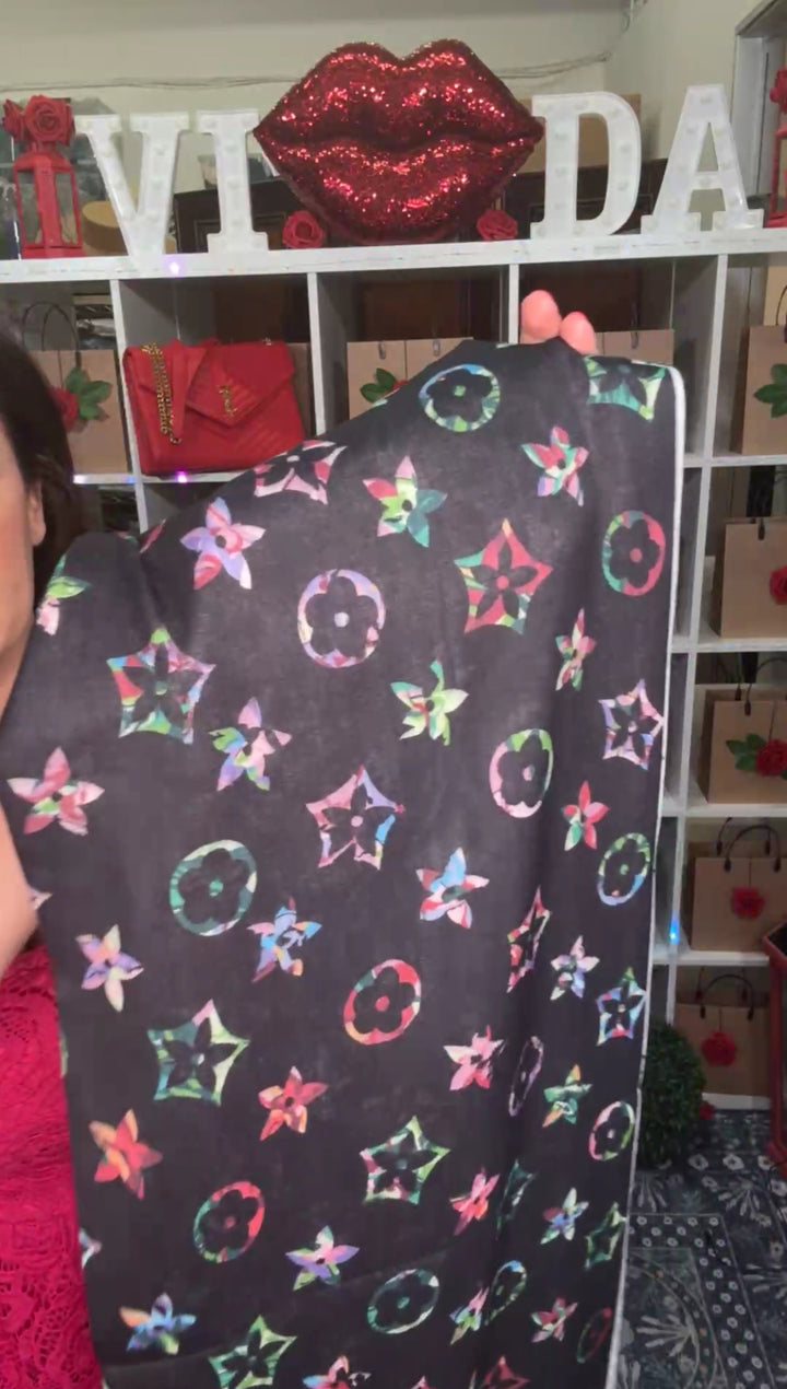 Shawl Negro Floral LV (#245)