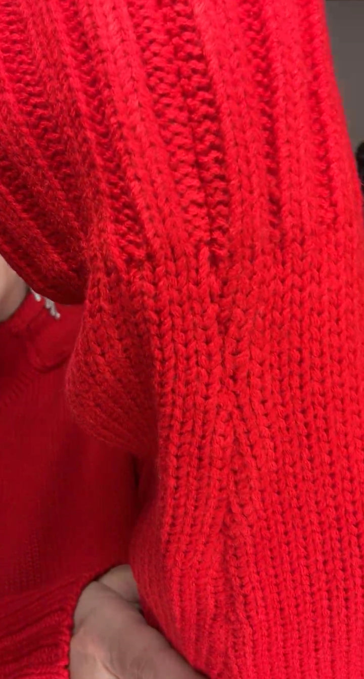 Sweater rojo de punto grueso cuello (#208)