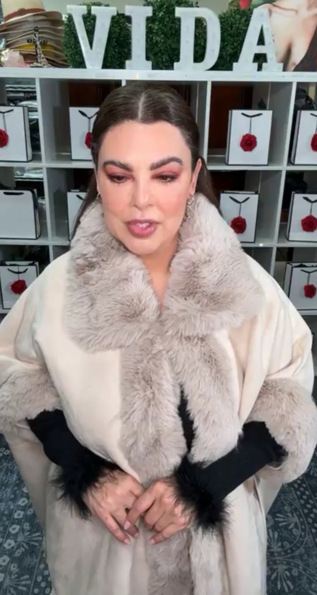 Abrigo Beige Western Fur Super Lux Barbas (#100)