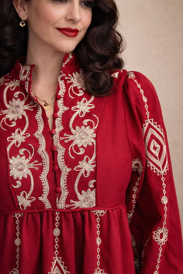 Vestido Rojo Bordado Oro Fino Midi (#147)