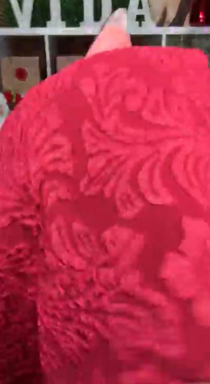 Vestido Guinda Brocado Flores 3D Busto (#125)