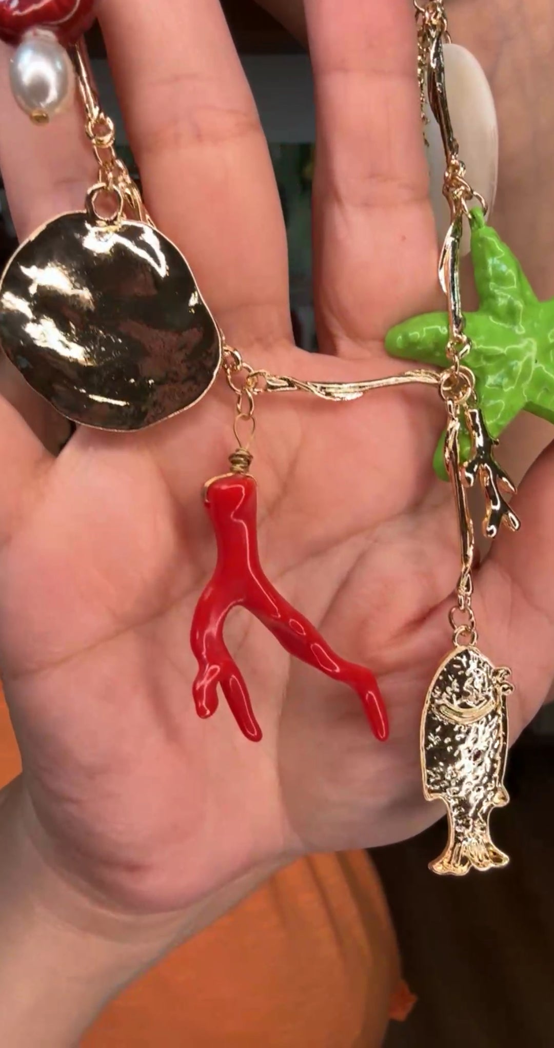 Collar Multi Reef Charms Ocean Metal Dorado (#151)