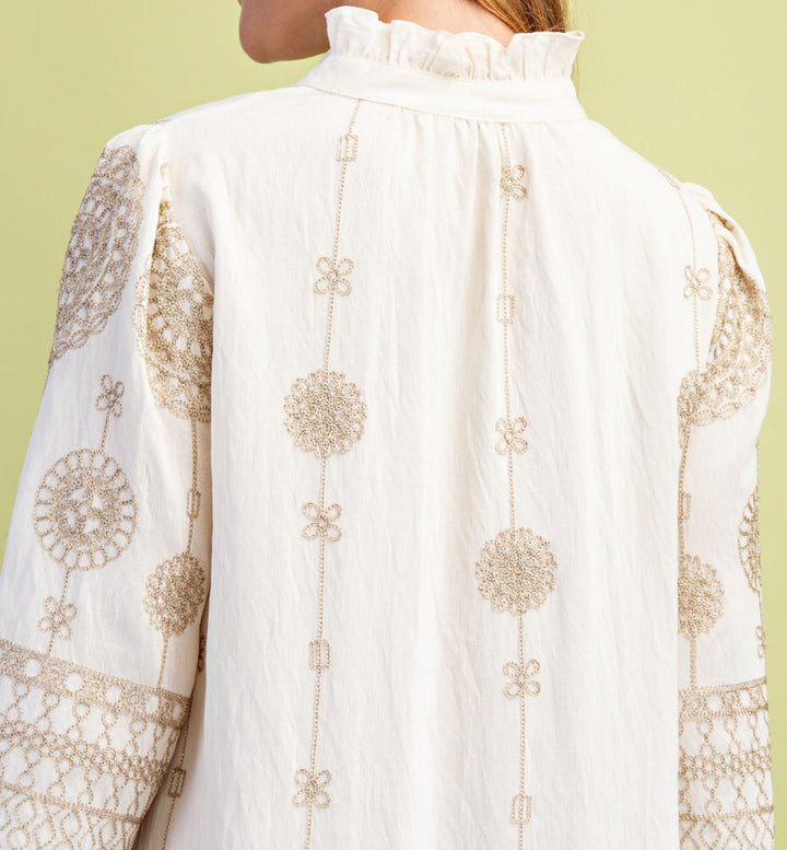 Vestido Beige Bordado Oro Marroquí Midi