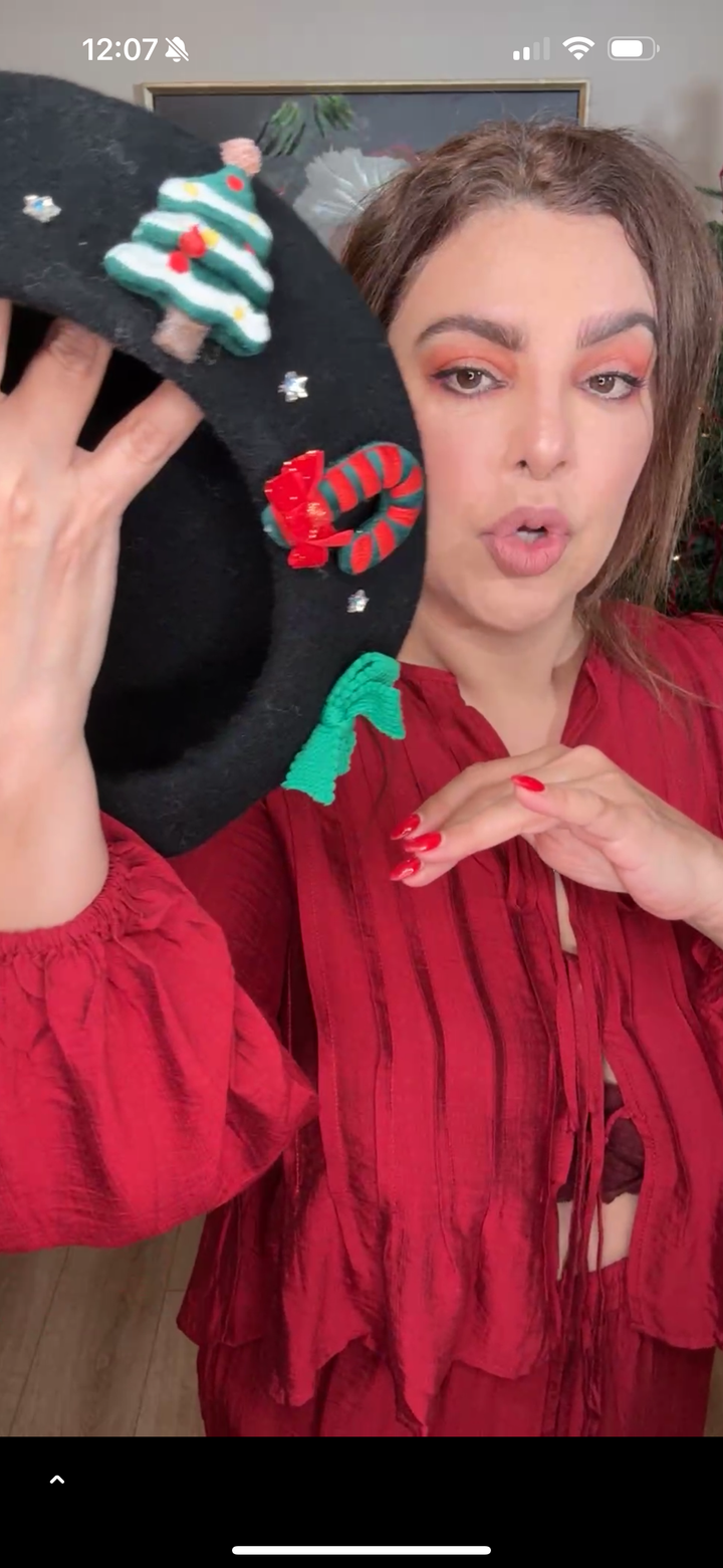 Boina negra navideña charms lux (#113)