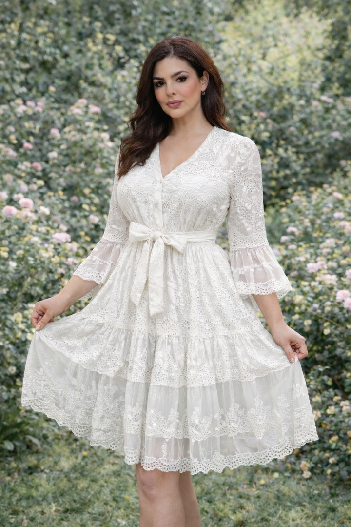 Vestido Blanco Eyelet Encaje Bordado con Cinto Suelto (#126)