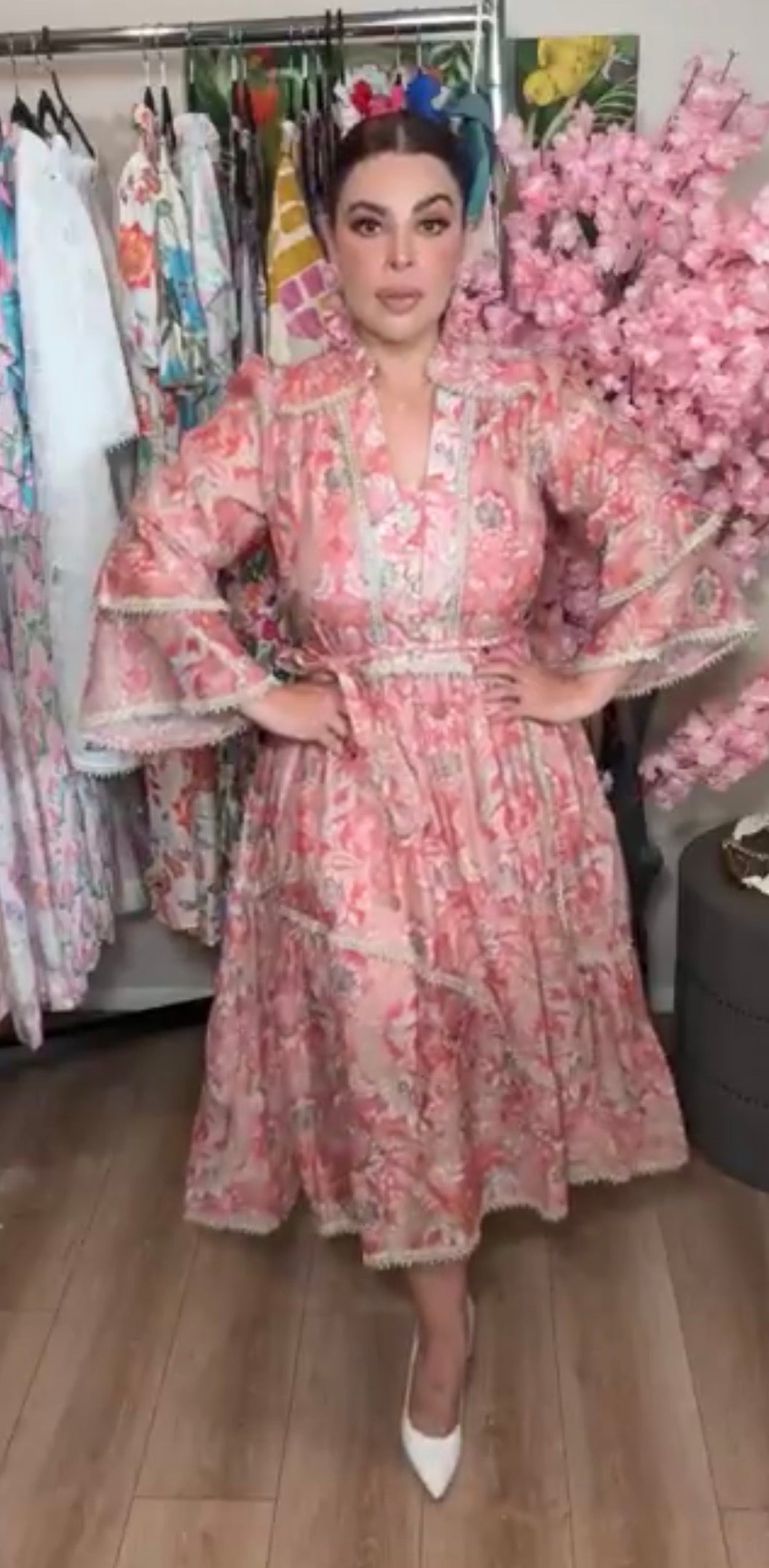 Vestido rojo pálido victoriano maga volantes hilo oro midi (