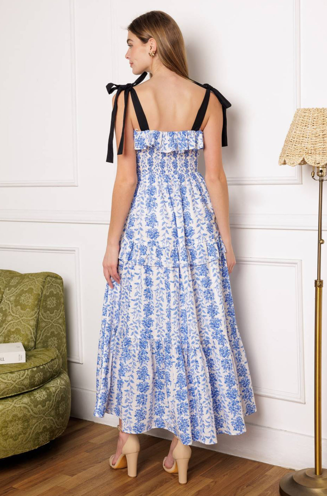 Vestido blanco flores azul con moños en negro Santori (#169)