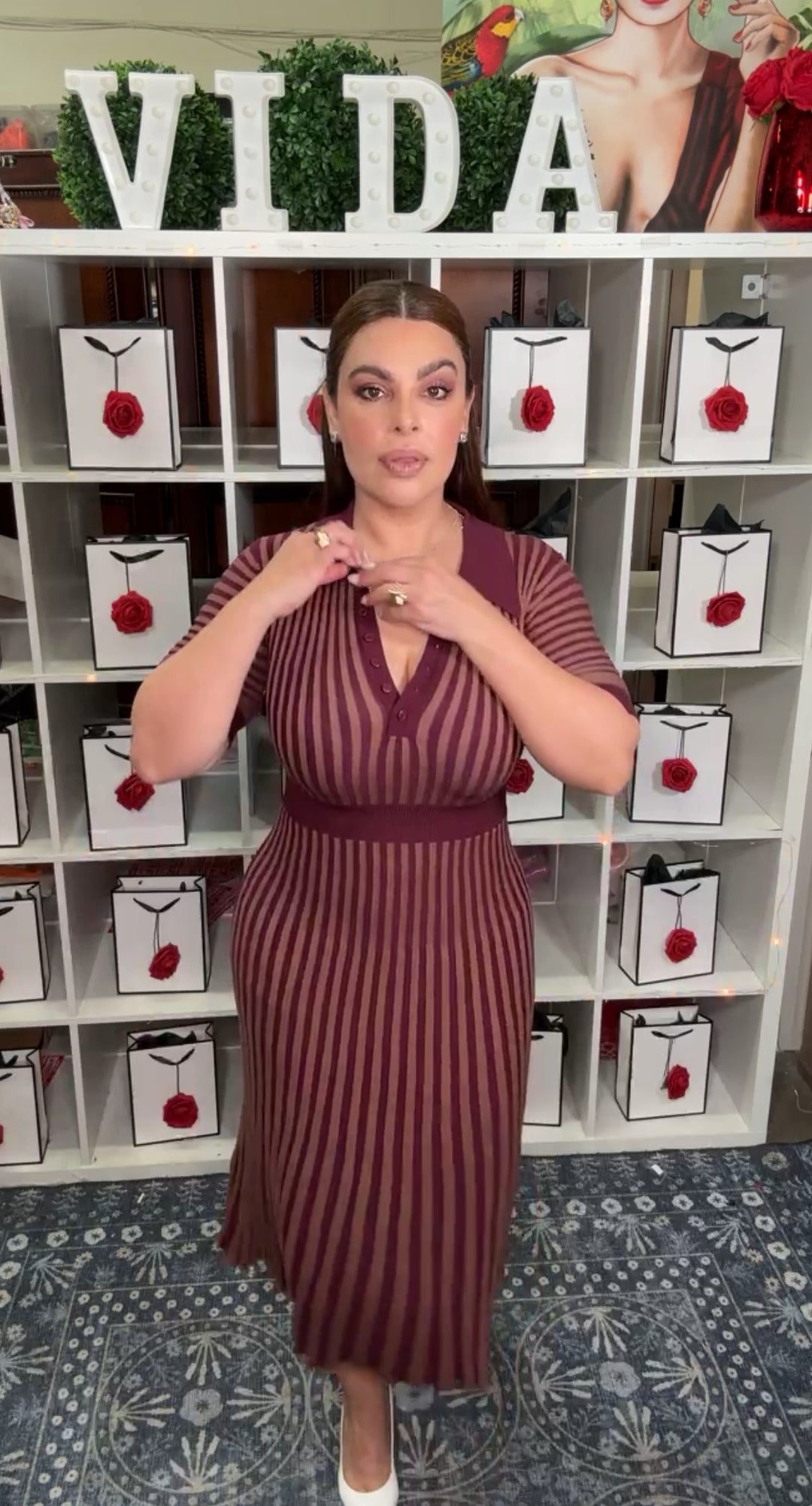 Vestido Vino con Magenta Sweater Colegiala (#135)