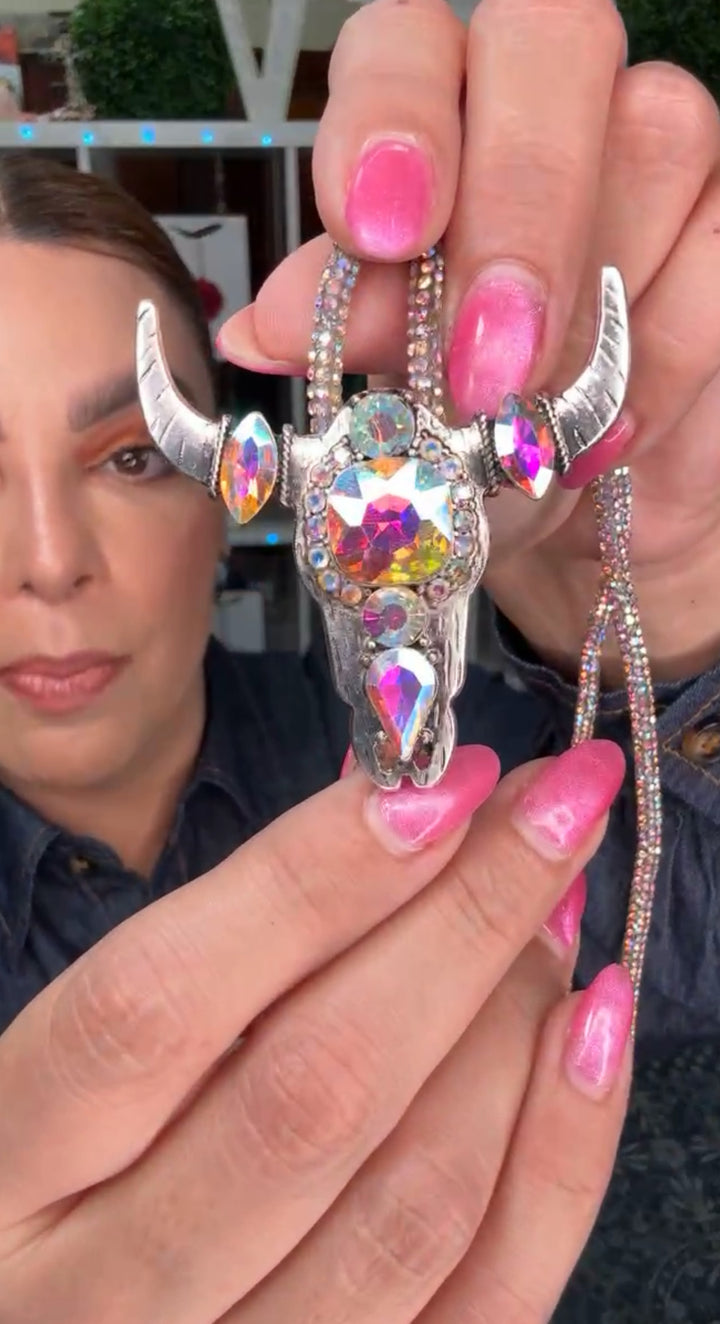 Collar AB Crystal Bullhead Bolo (#121)
