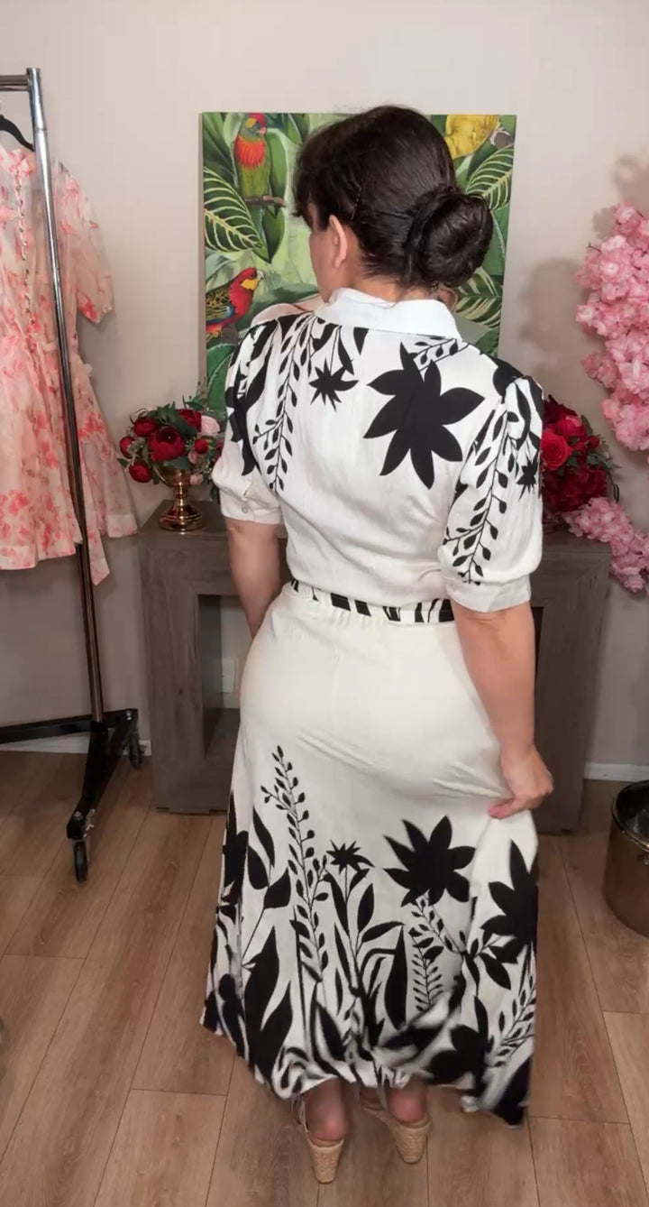 Set blanco y negro lino hojas botón con swarovsky cintura elástica (#122)