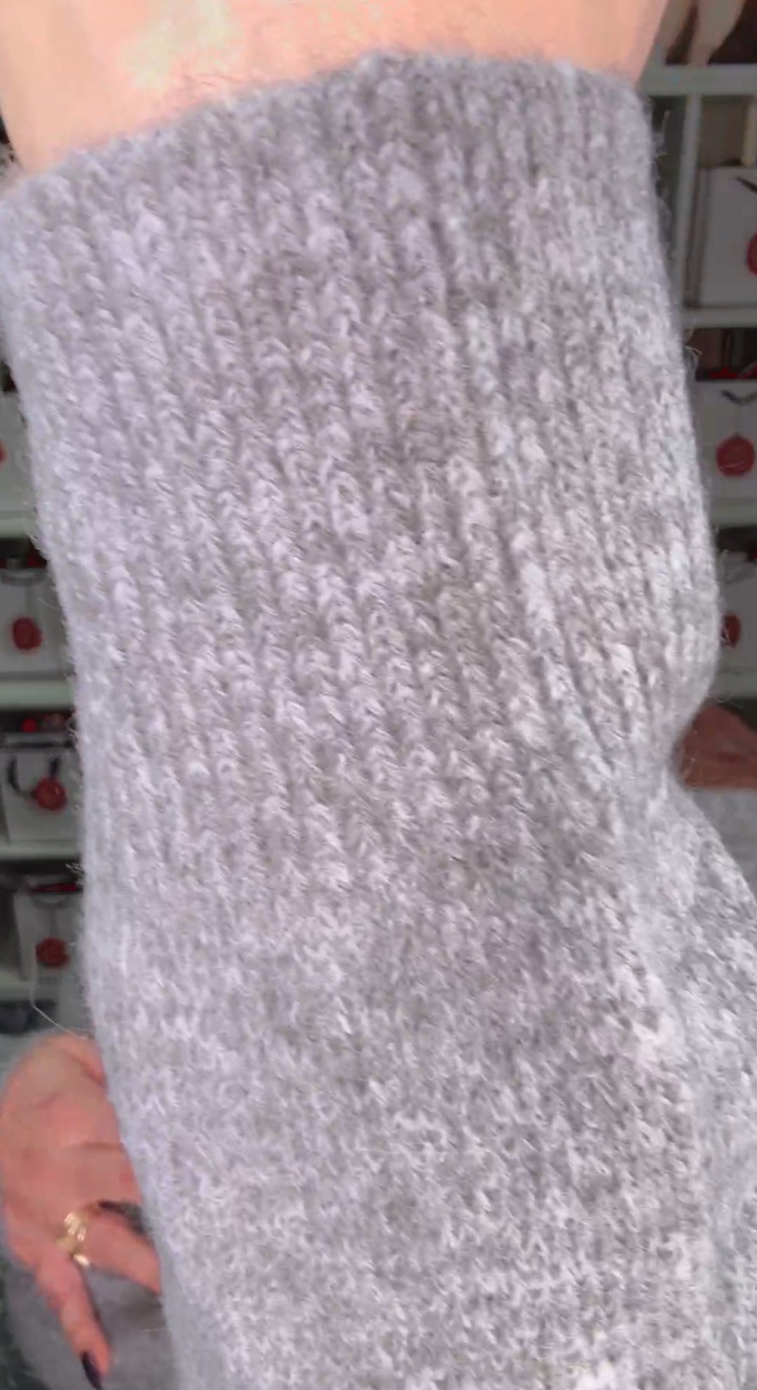 Sweater Gris Soft Aplicacion Plata Off (#144)