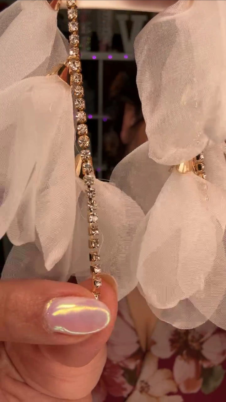 Arete blanco Chifon y Concha Oro (#116)