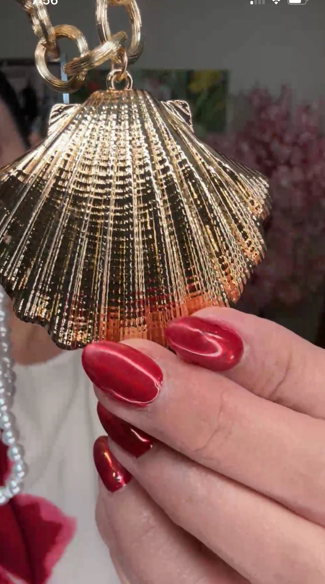 Collar dorado concha y perlas 3 tier (#127)