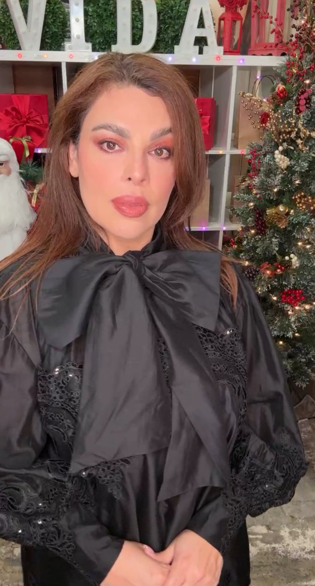 Vestido Negro Moño Lentejuelas Lujoso (#185)