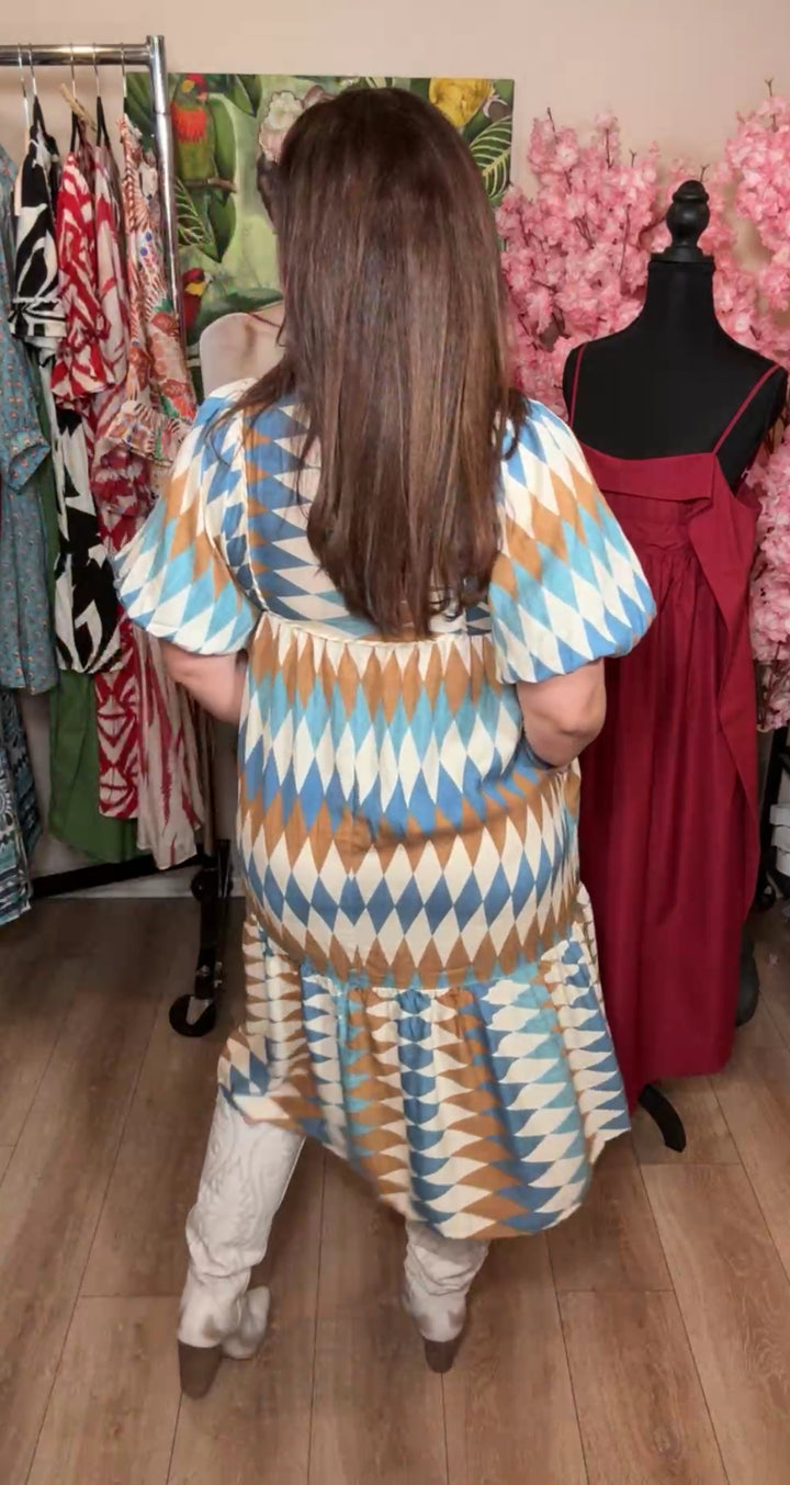 Vestido azul mocha y beige estampado diamante midi (#148)