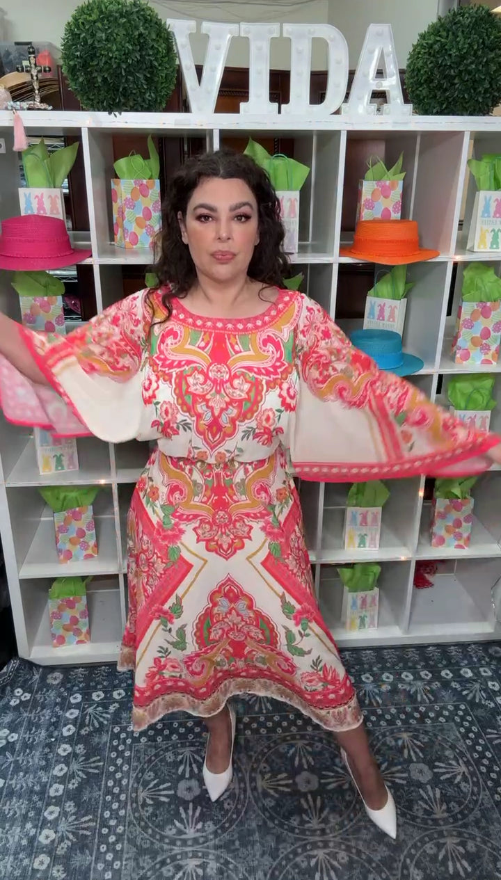 Vestido Beige Floral Estilo Capa (#172)
