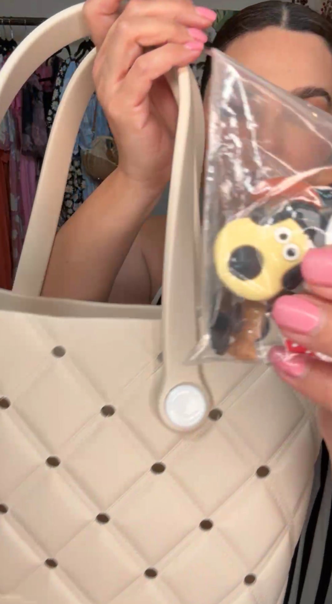 Bolsa Beige Charms Plastic (#121)