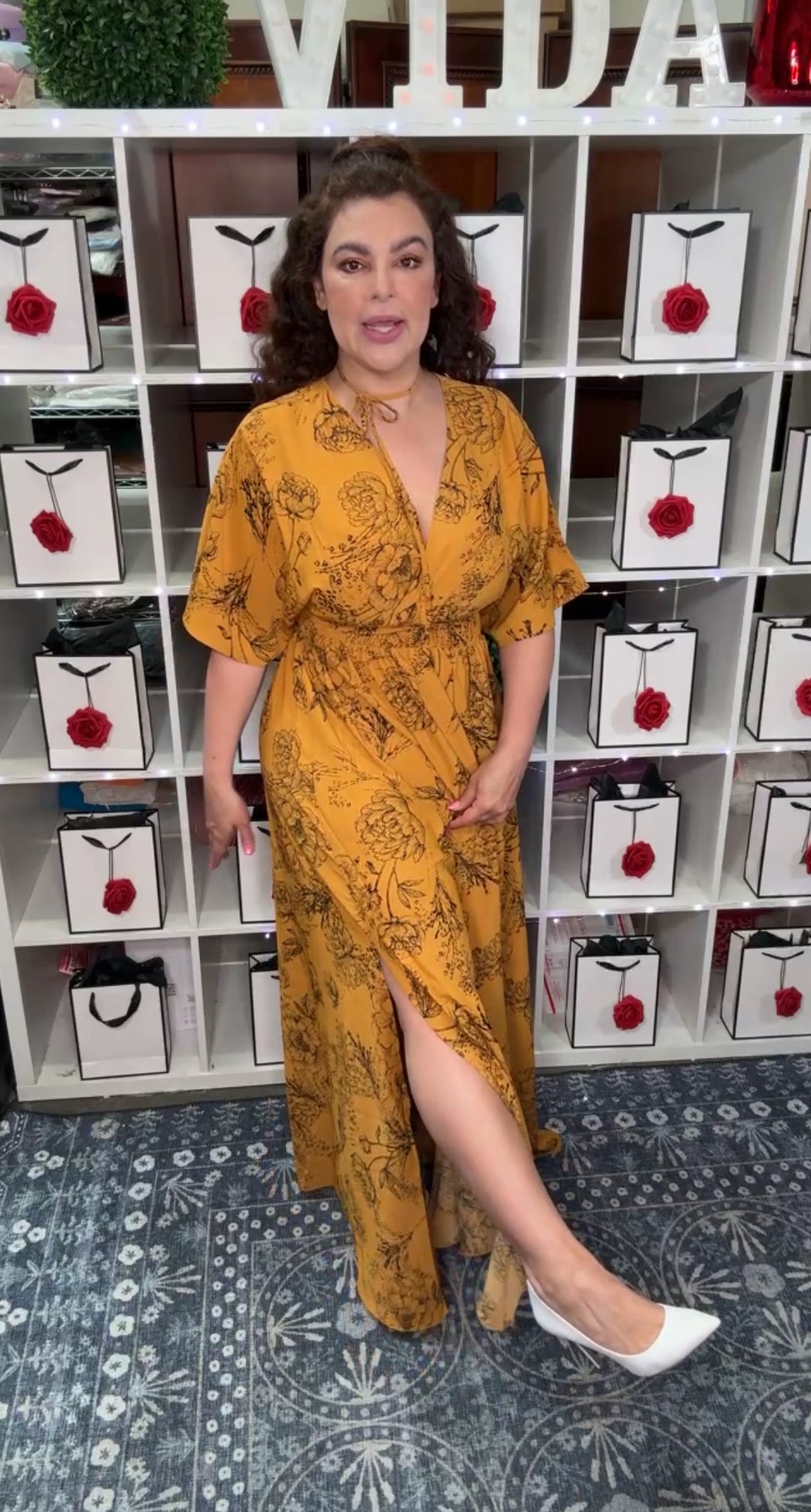 Vestido Mostaza Floral Maxi Cintura Stretch