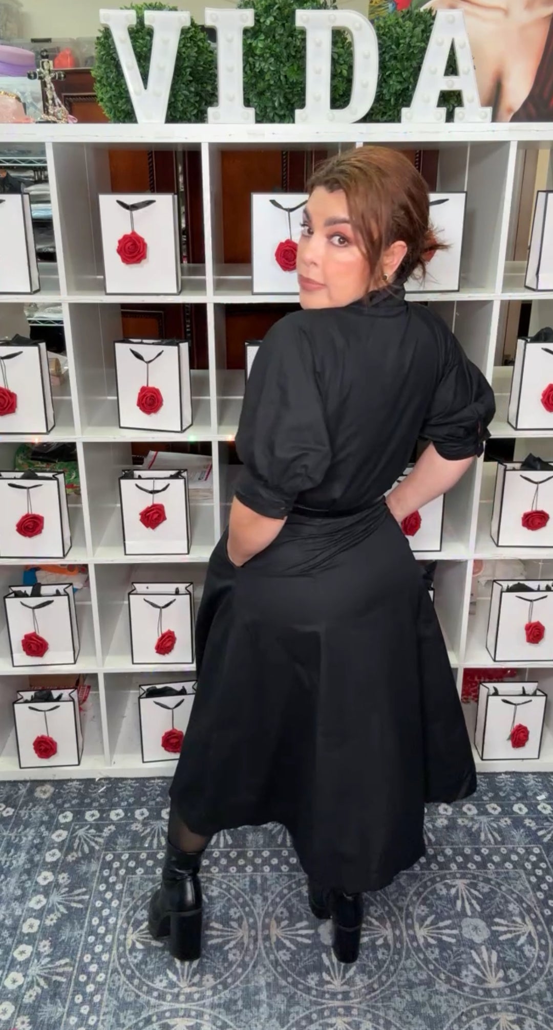 Vestido Negro Boton Oro con Cinto (#126)