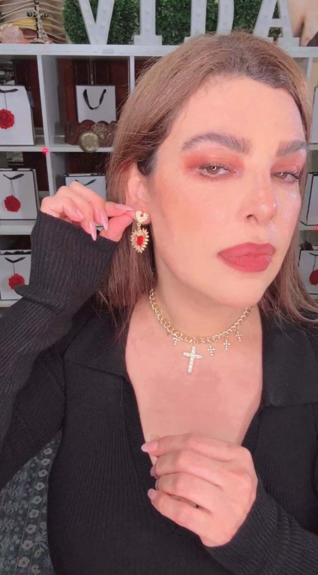 Arete Dorado Corazon Piedra Roja Dolce (#108)