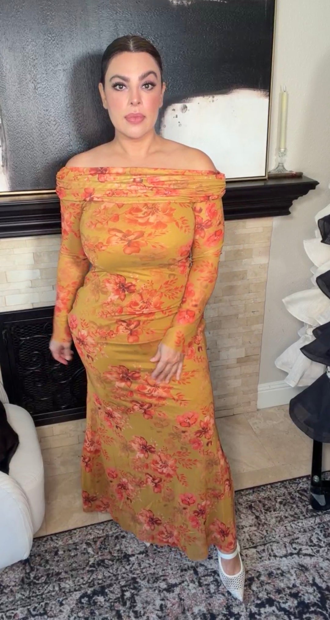 Vestido mostaza flores naranja mesh ultra stretch escote off-shoulder maxi (